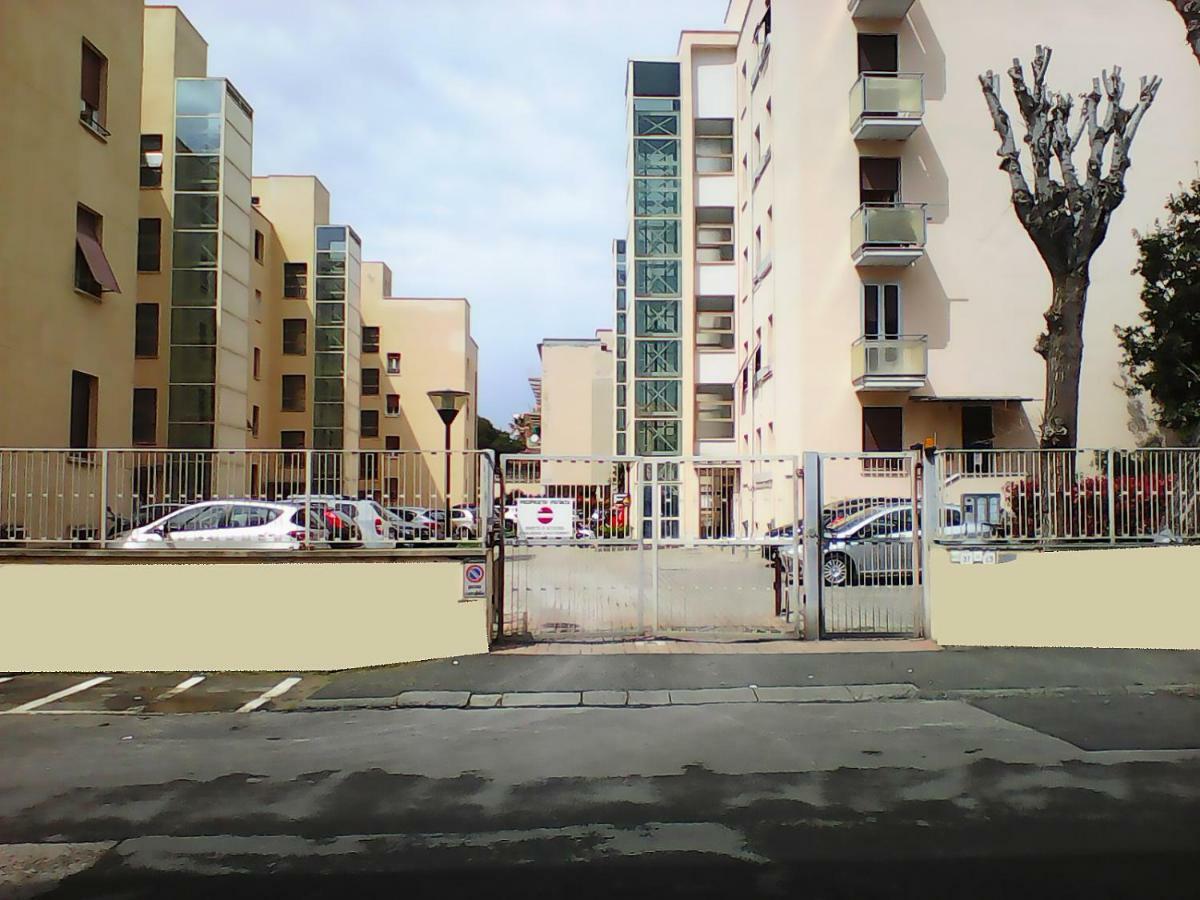 Accademia Apartment Livorno Exterior foto